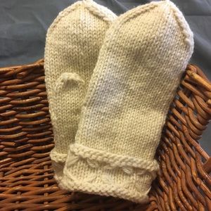 Wool hand knit mittens